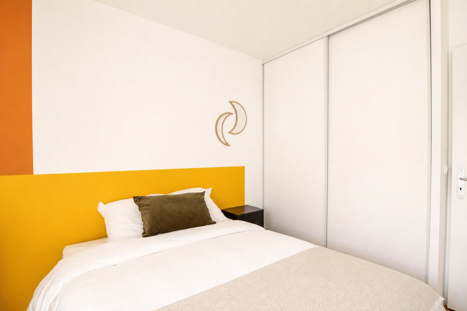 Nice 12 m² bedroom to rent in Saint-Denis – SDN07