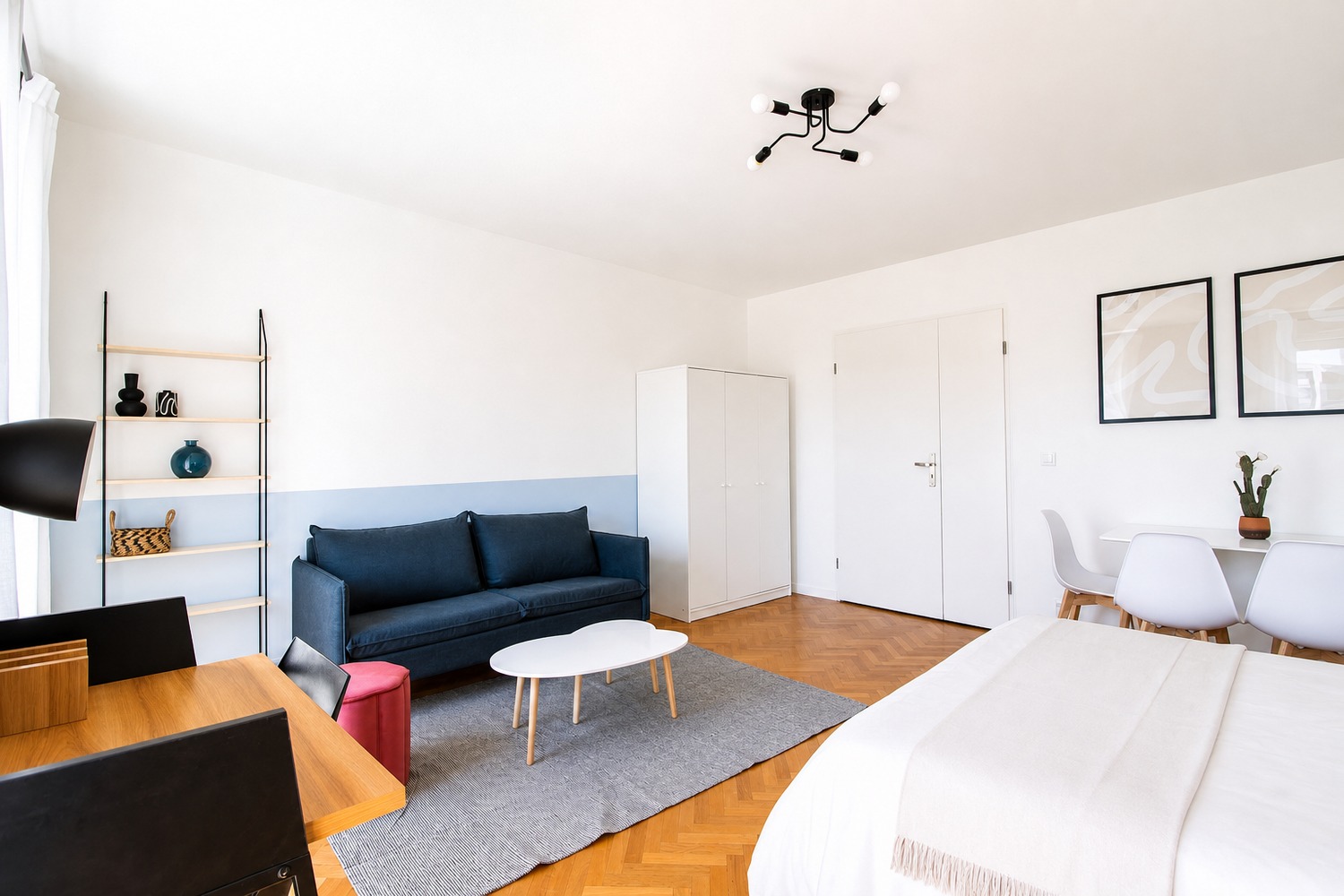 Very large 23 m² bedroom in Saint-Denis – SDN09
