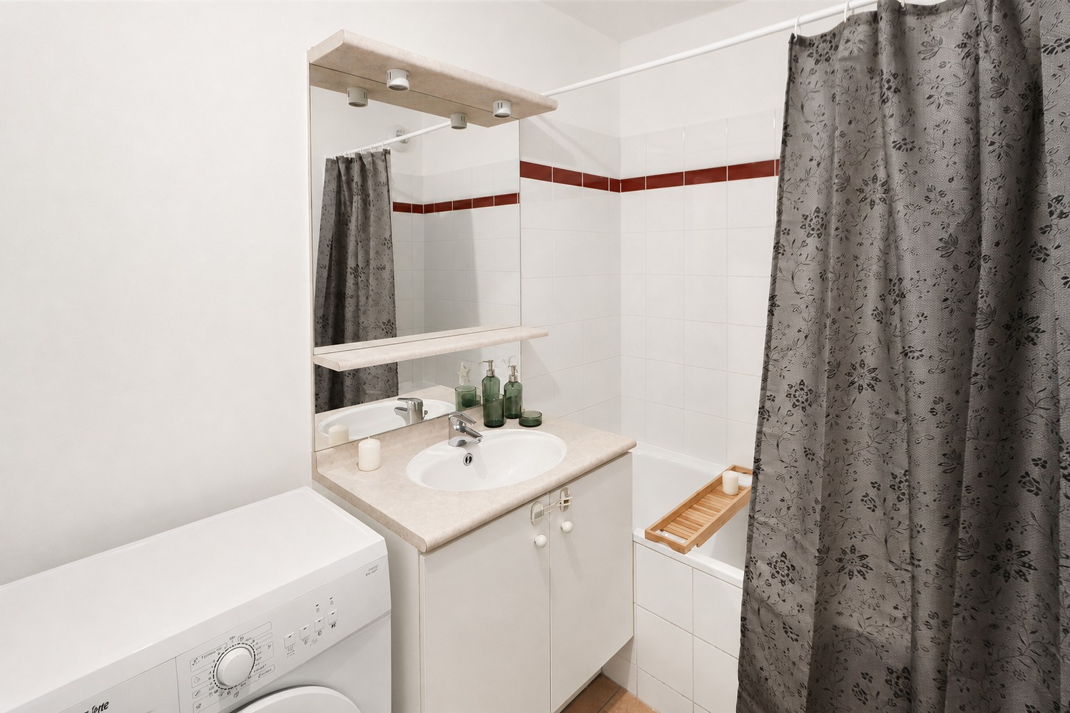 Cosy 13 m² bedroom with balcony for rent in coliving near Paris – SDN51