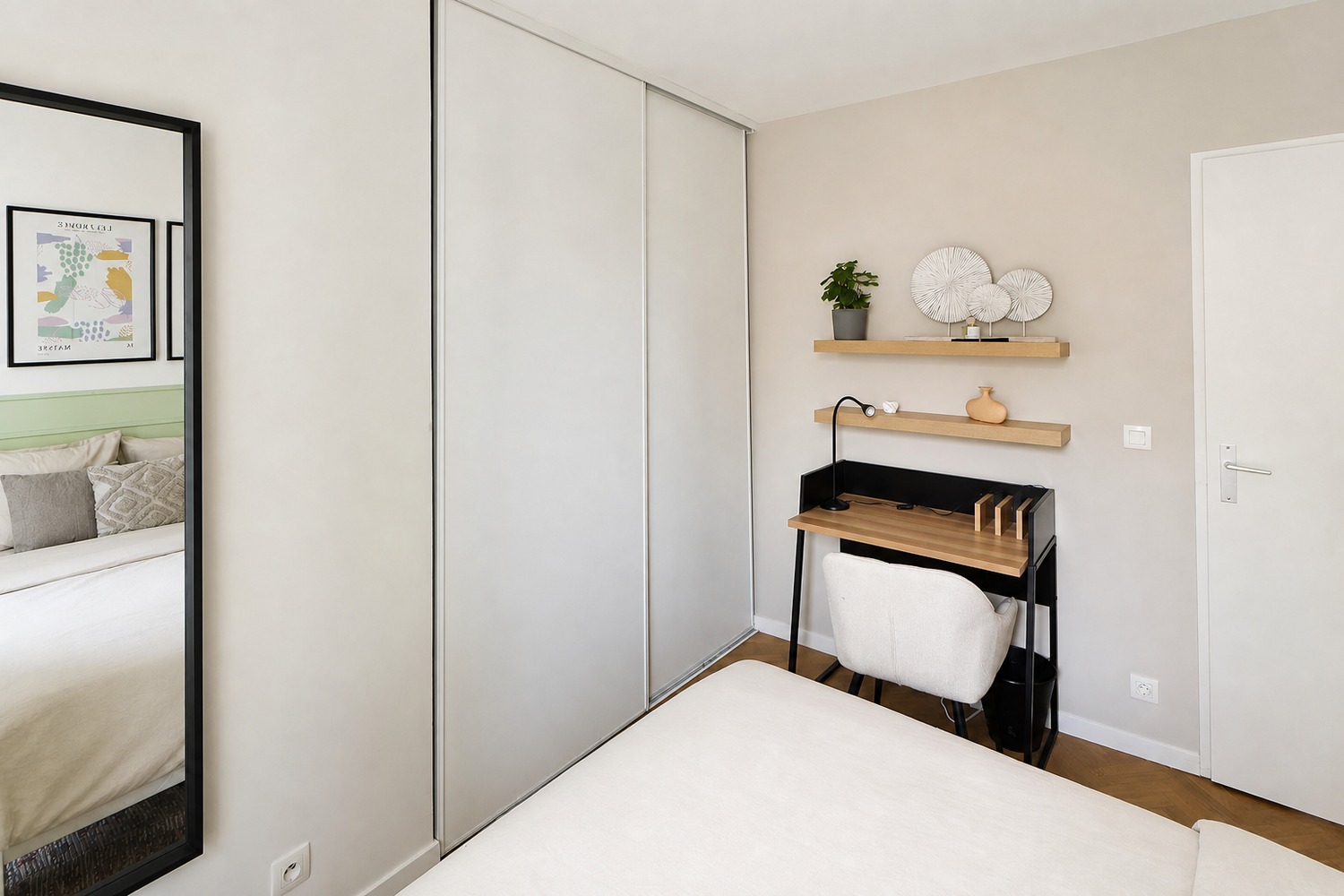 11 m² bedroom with balcony for rent in a large apartment in coliving in Saint-Denis – SDN54