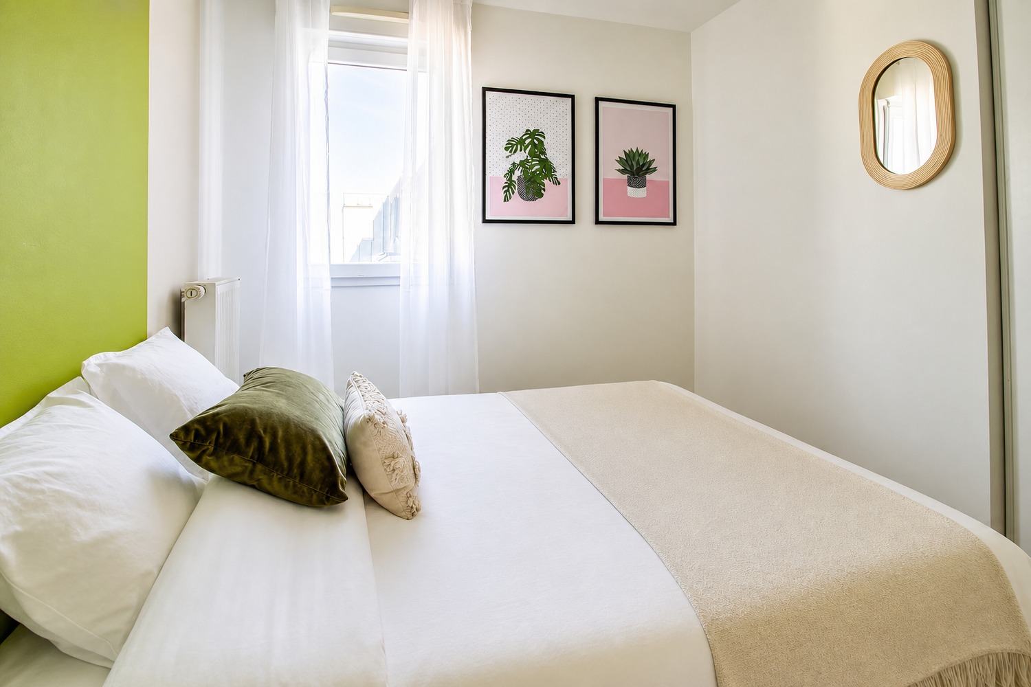 Cosy 10m² bedroom to rent in Saint Denis – SDN19
