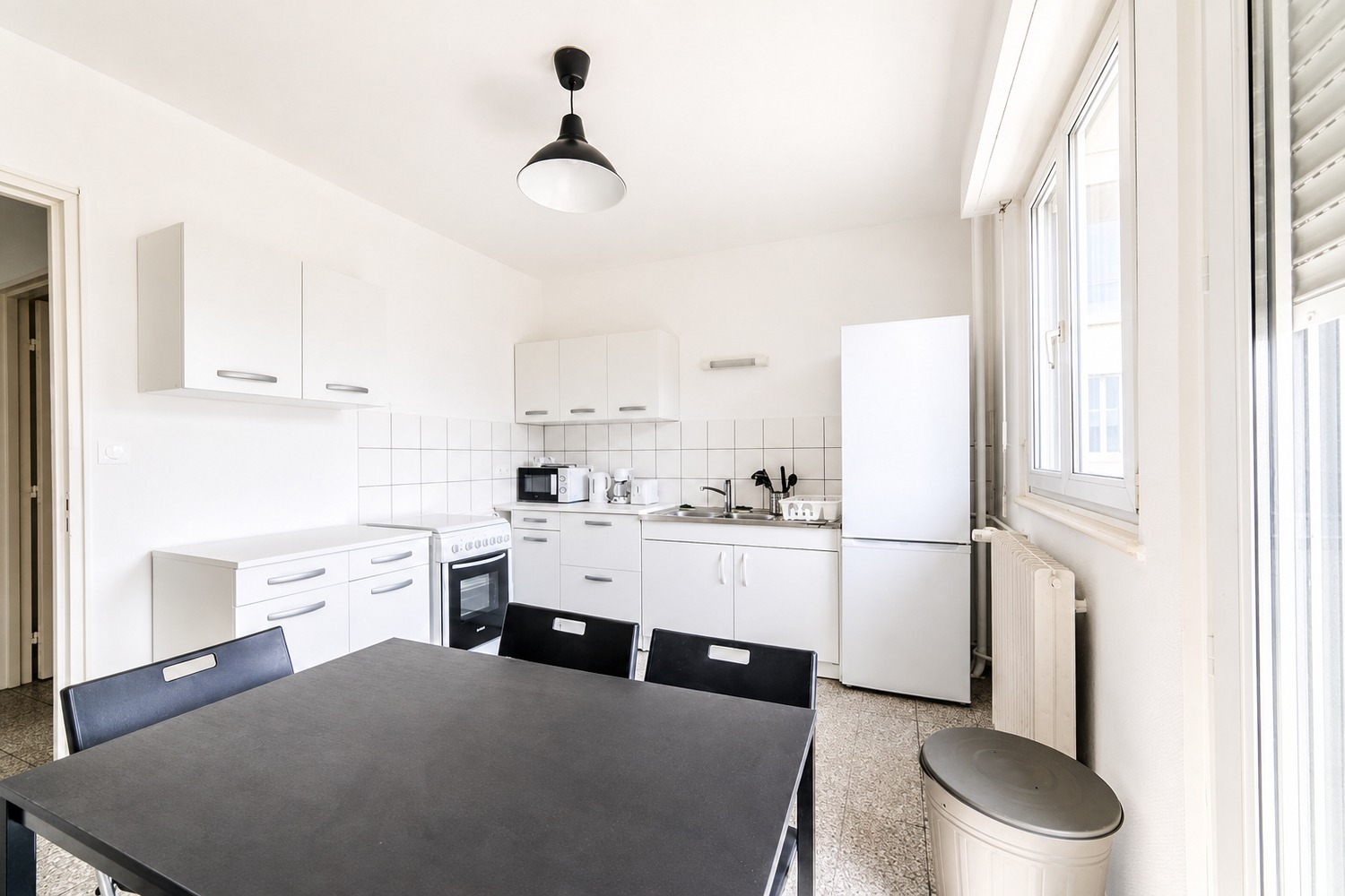 Spacious and bright room – 18m² – ST50