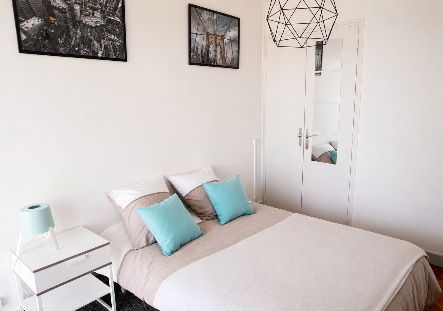 Warm and bright room – 13m² – TO5