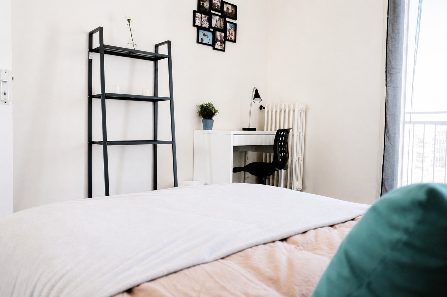 Warm and bright room – 13m² – TO5