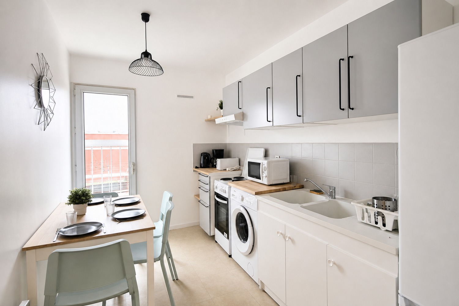 Nice and bright room – 10m² – LV13