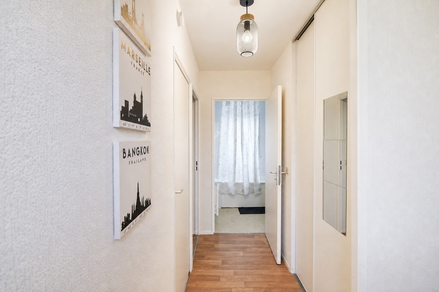 Nice and bright room – 10m² – LV13