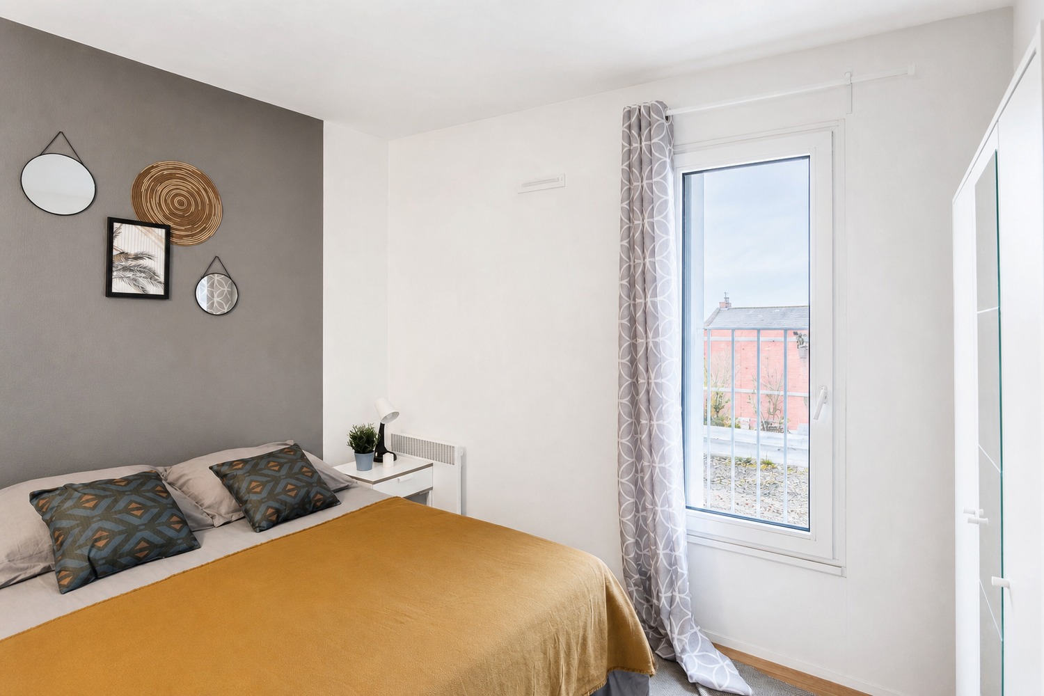 Beautiful bright room of 10m² – LV14