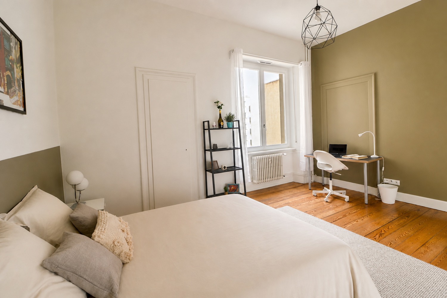 Chambre spacieuse et chaleureuse – 19m² – ST49