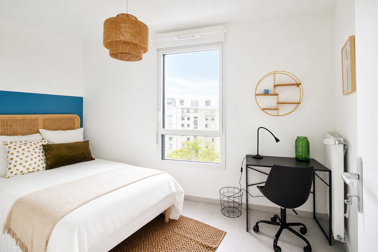 Warm room of 10 m² to rent near Lyon – LYO23
