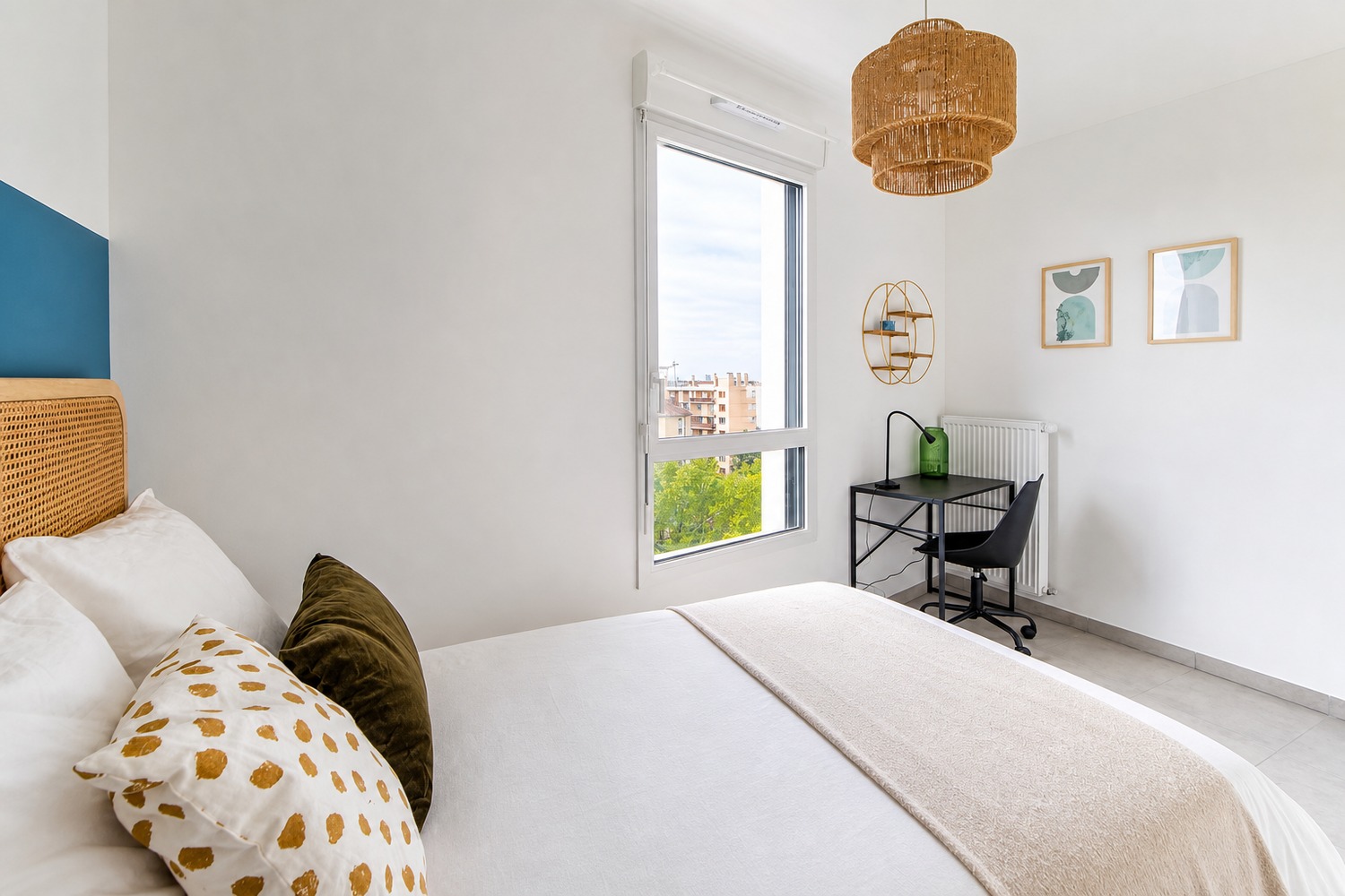 Warm room of 10 m² to rent near Lyon – LYO23