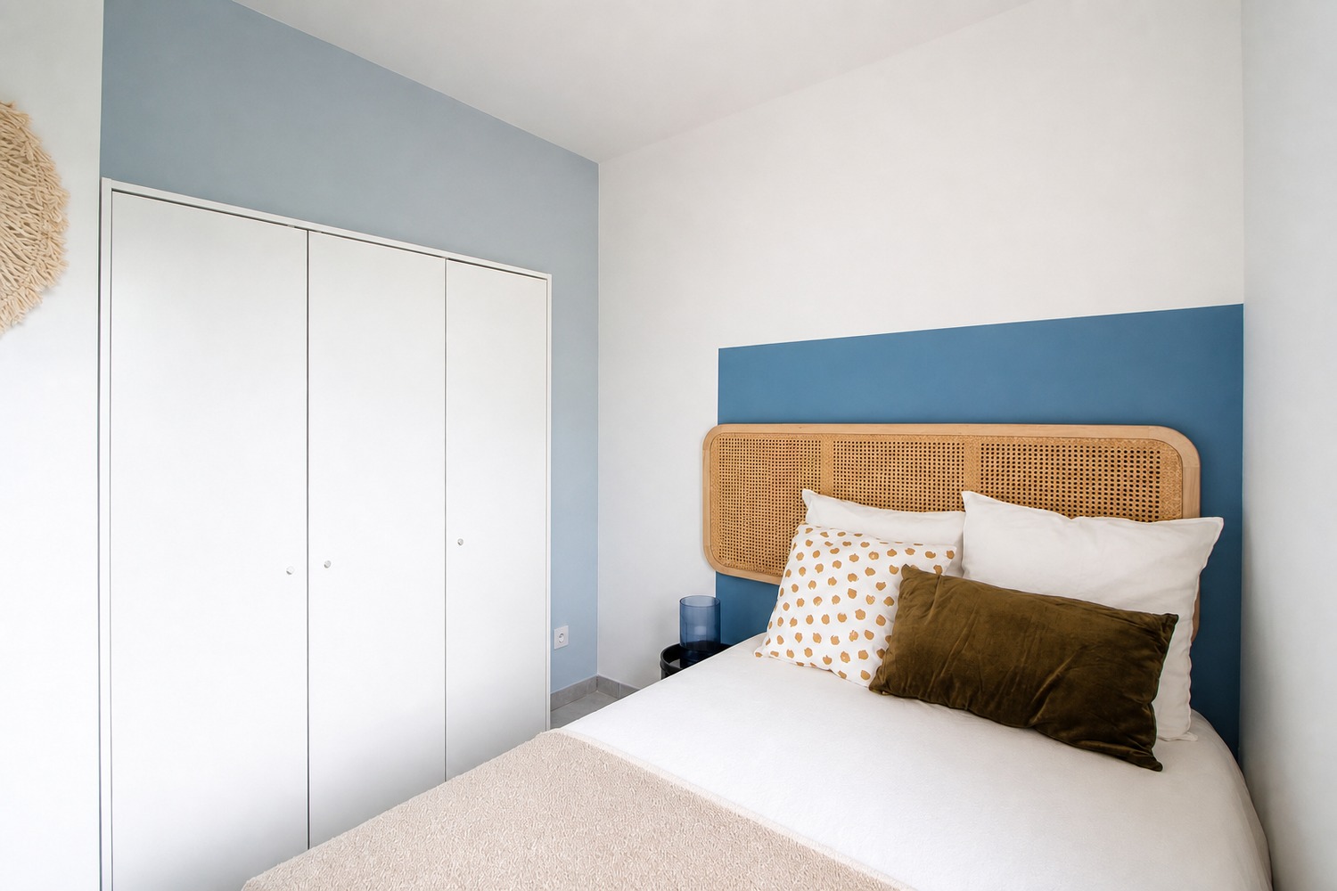 Warm room of 10 m² to rent near Lyon – LYO23