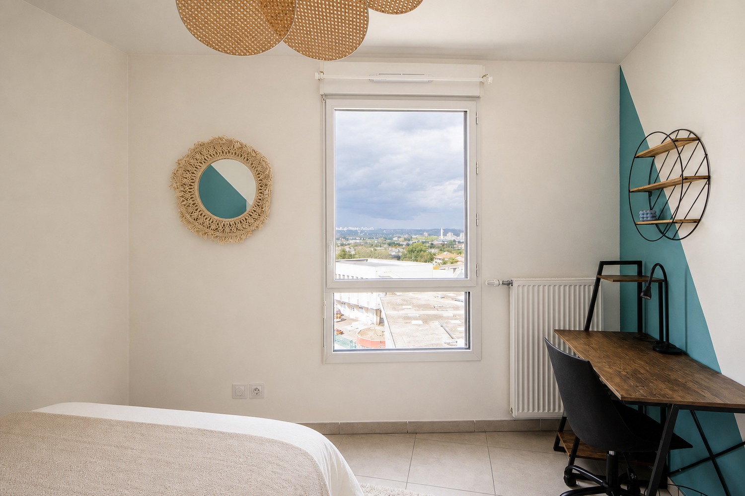 Comfortable bedroom of 10 m² to rent near Lyon – LYO27