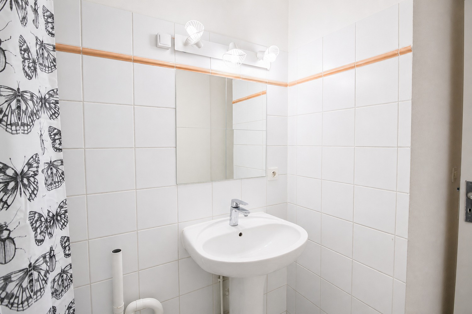 Beautiful bright room – 10m² – RU36