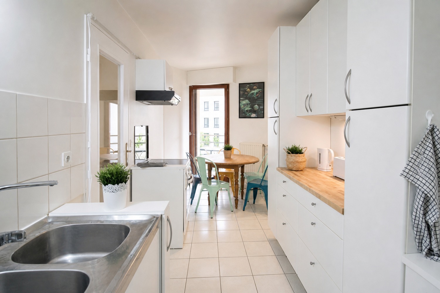 Beautiful bright room – 10m² – RU36