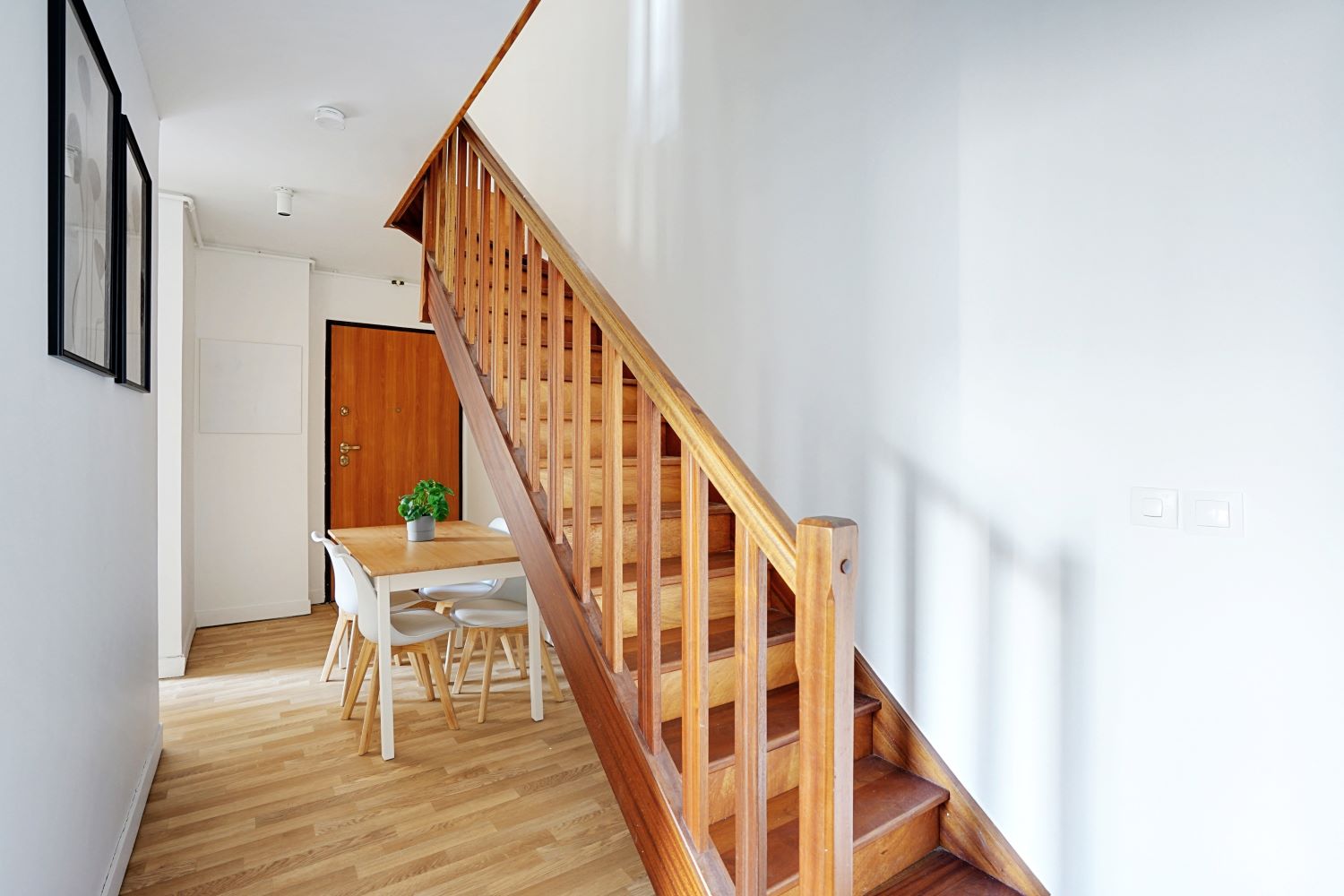 Move into this 10 m² co-living room just outside of Paris – KRB1