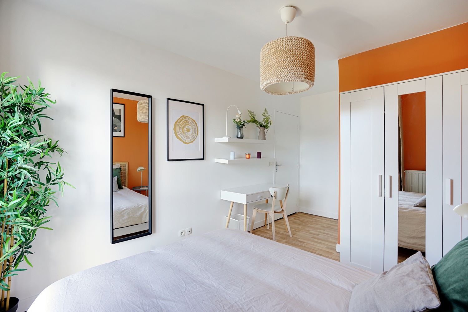 Settle into this cozy 11 m² room in co-living just outside of Paris – KRB4