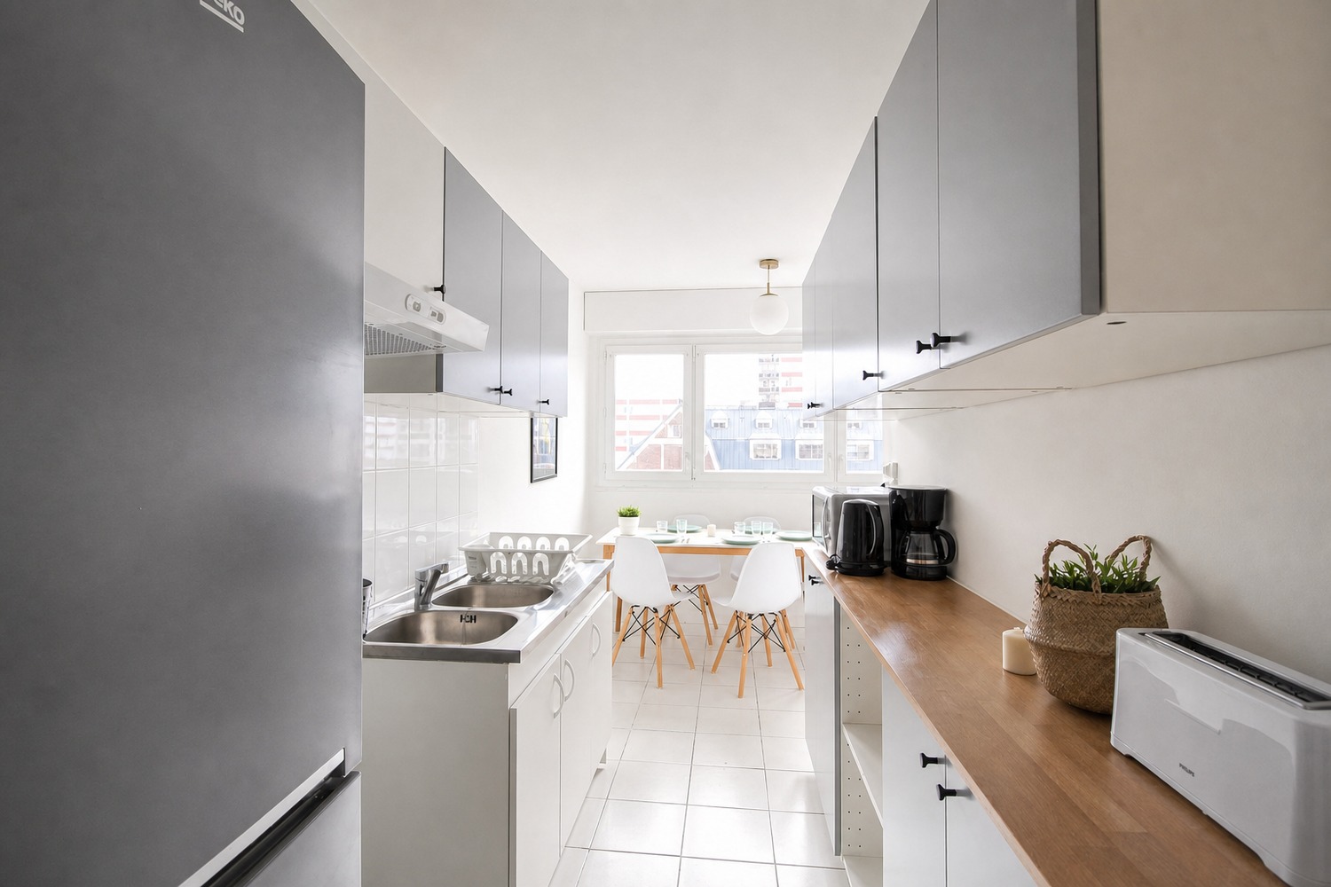 Large bright room – 16m² – LV6