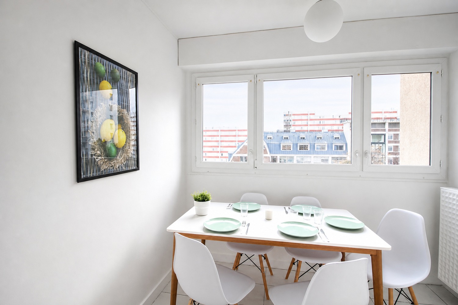 Large bright room – 16m² – LV6