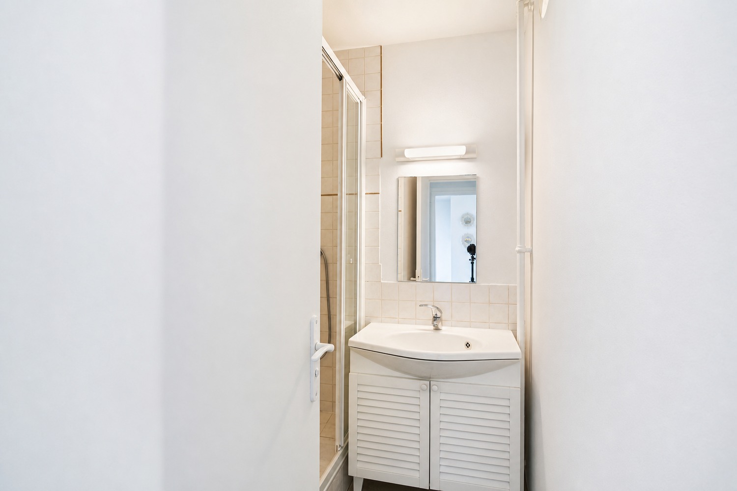 Large bright room – 16m² – LV6