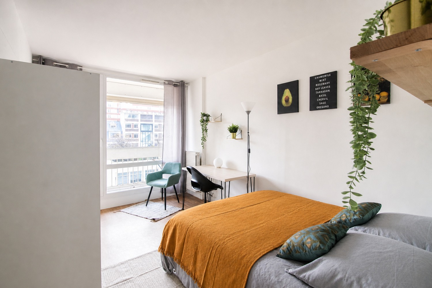 Bright and cosy room – 12m² – LV7