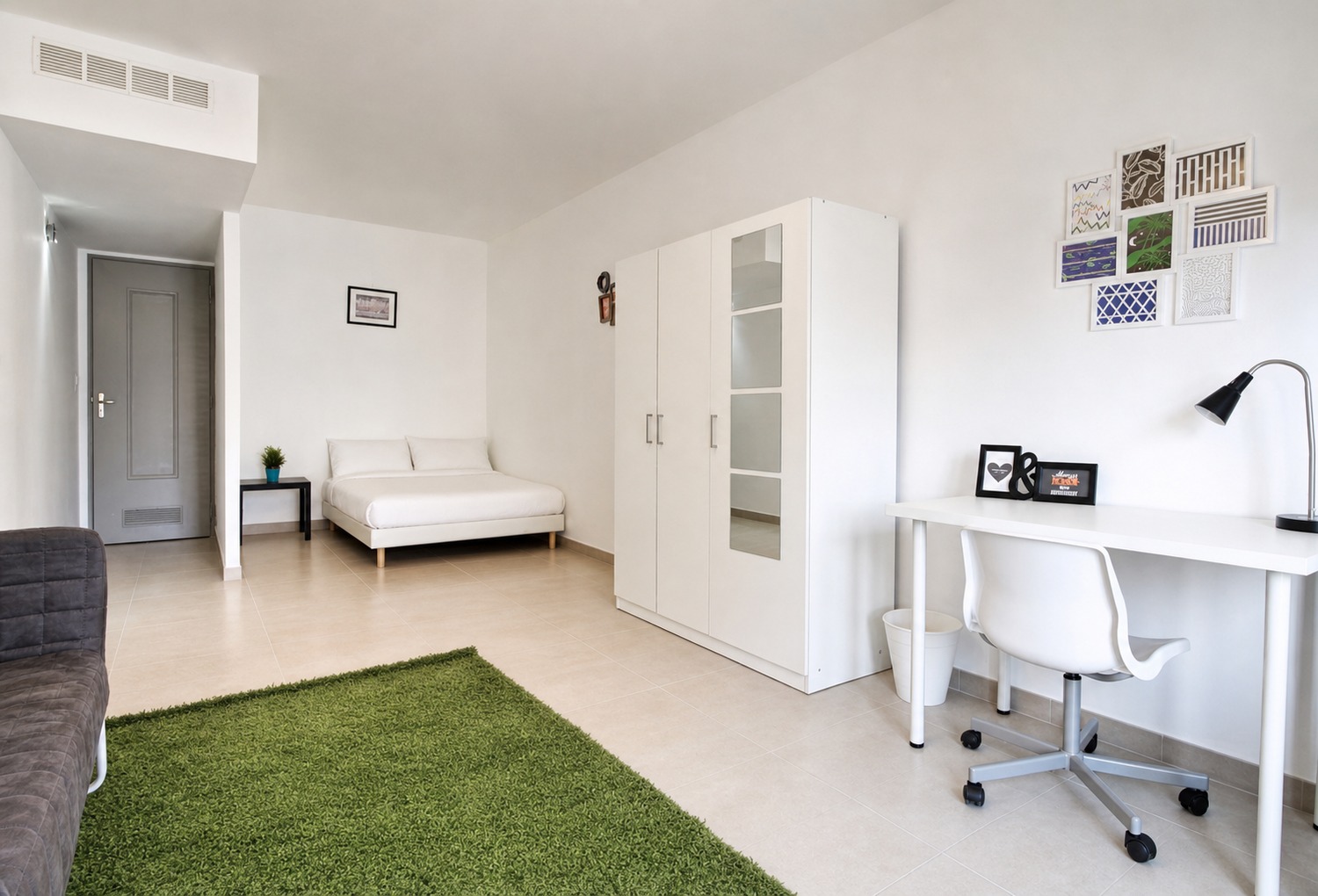 Large bright bedroom – 27m² – MA1