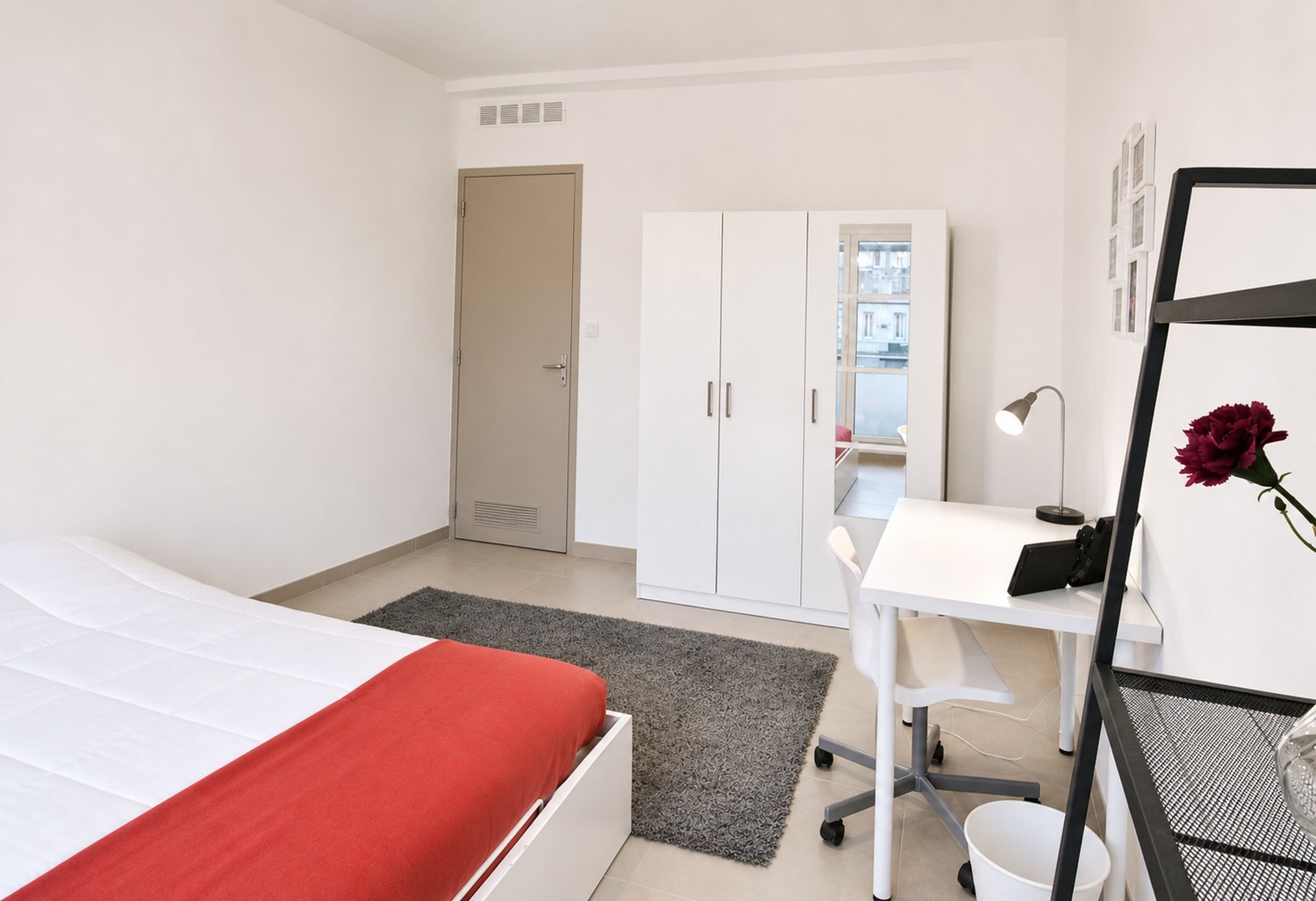 Bright and comfortable room – 15m² – MA3