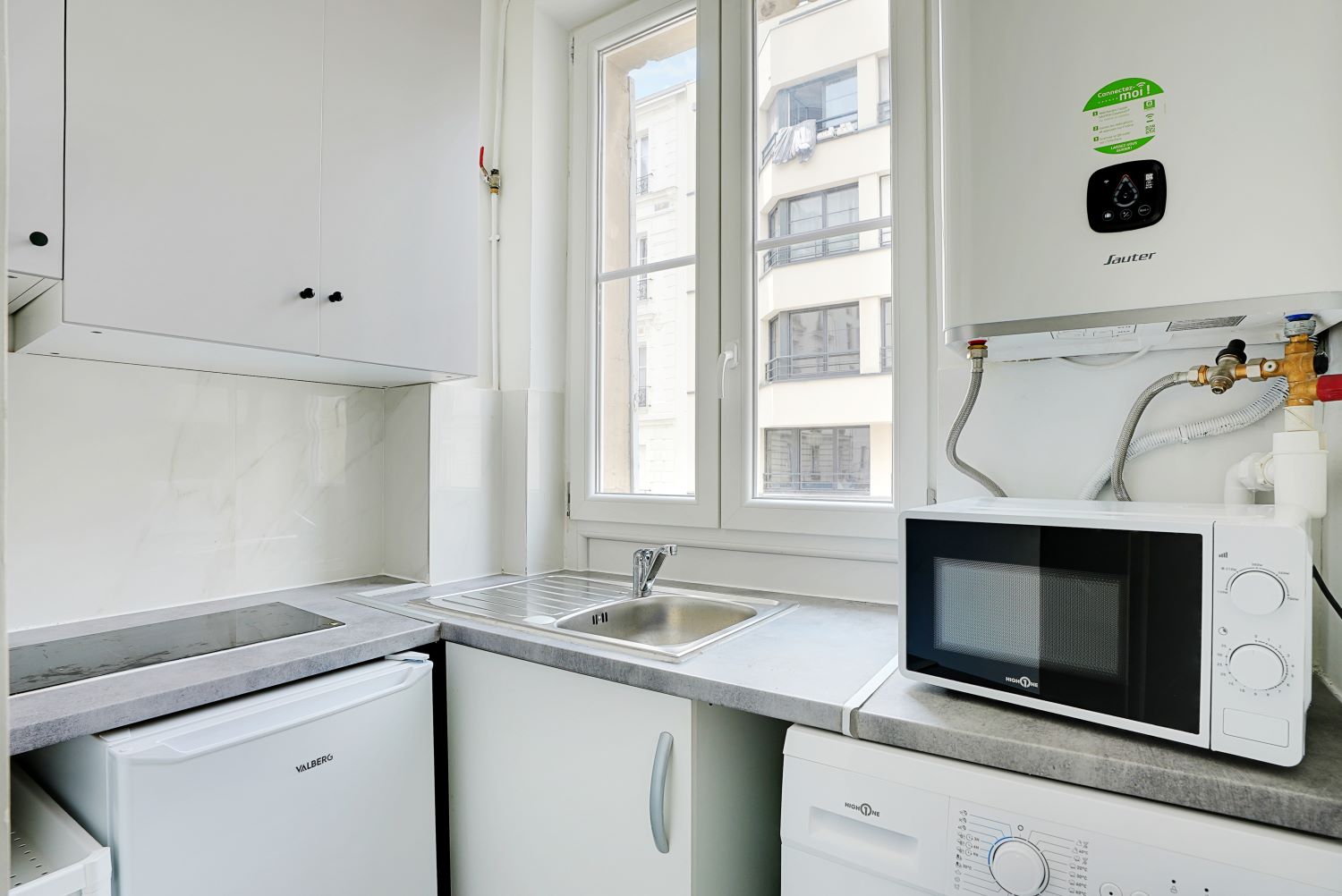 Move into a pleasant 12 m² bedroom – CL44