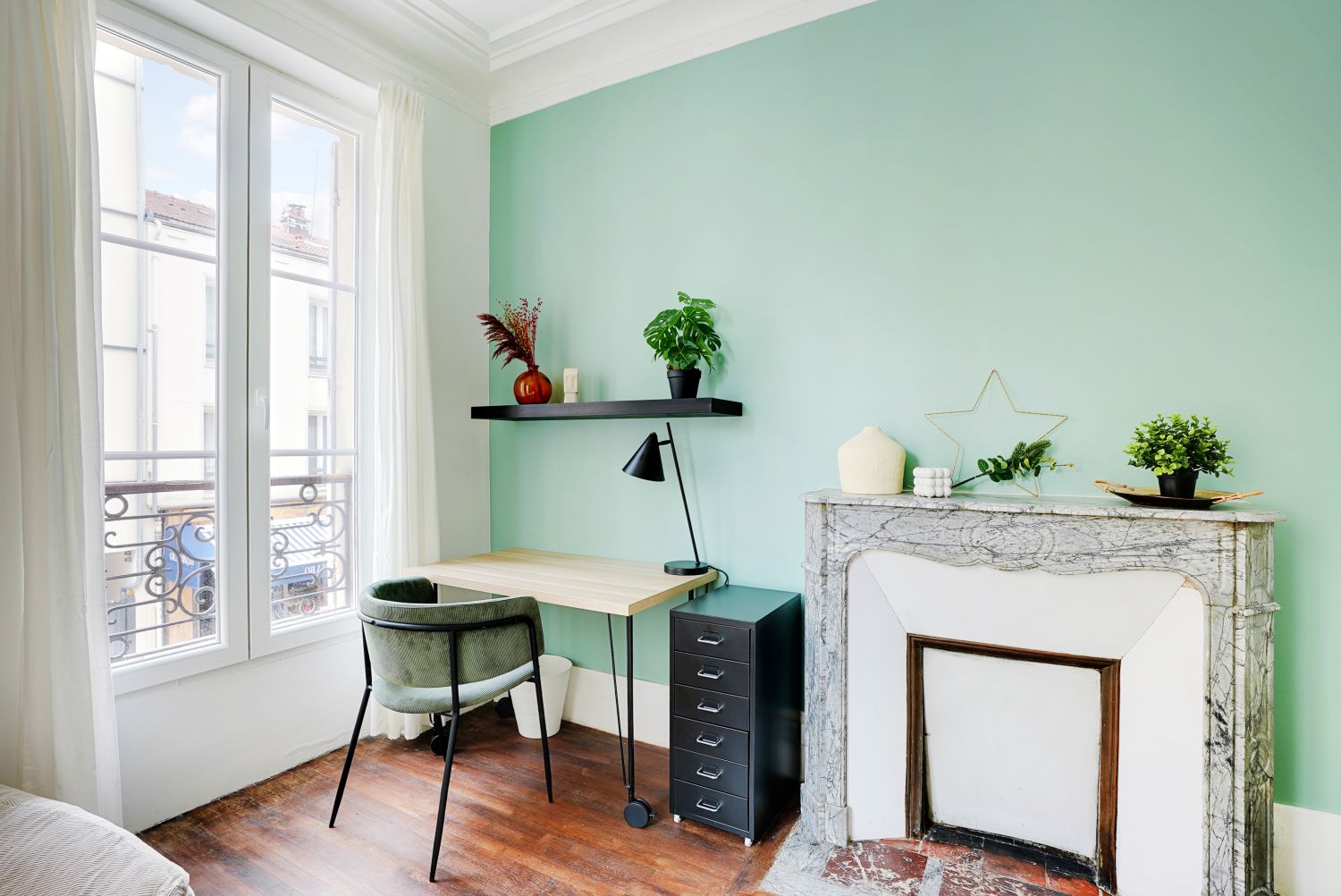 Move into a spacious 16 m² bedroom – CL45