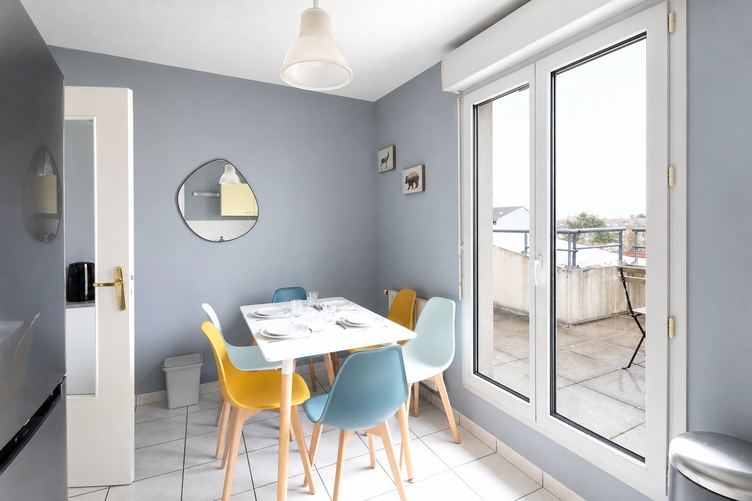 Room of 11 m² fully furnished – LY014