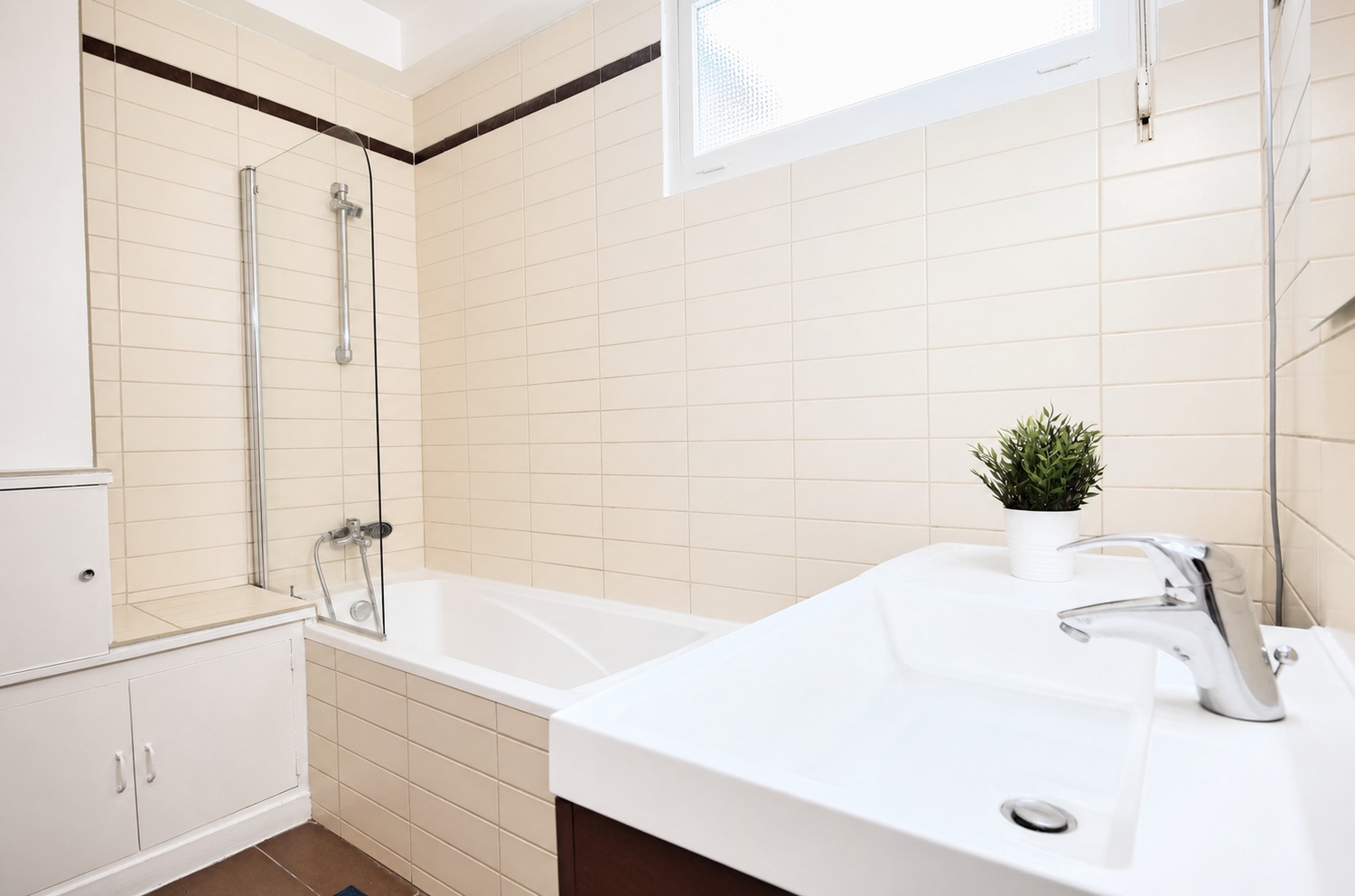 Spacious and comfortable room – 15m² – PA2