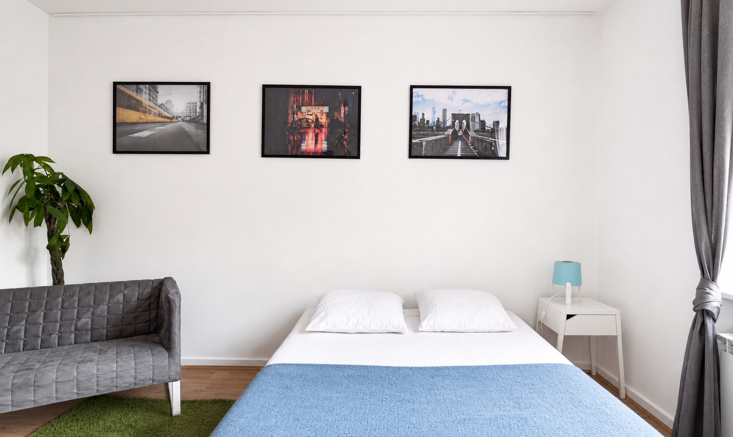 Large bright room – 18m² – PA3