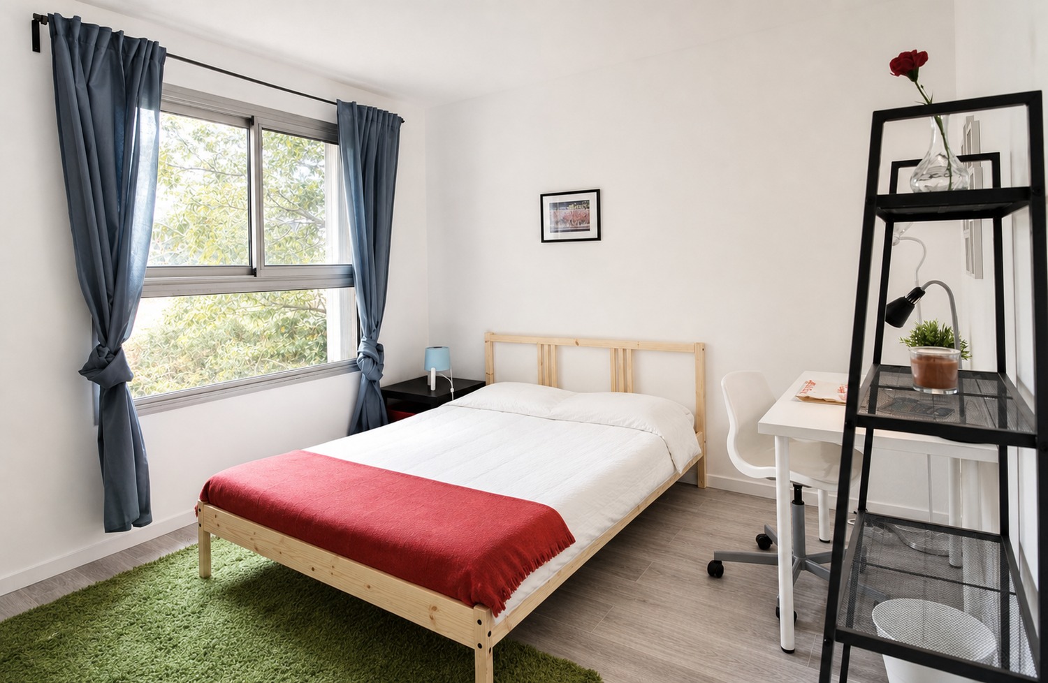 Pleasant and bright room – 14m² – MA17