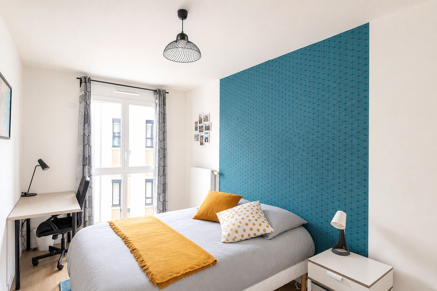 Spacious and bright room – 14m² – CL19