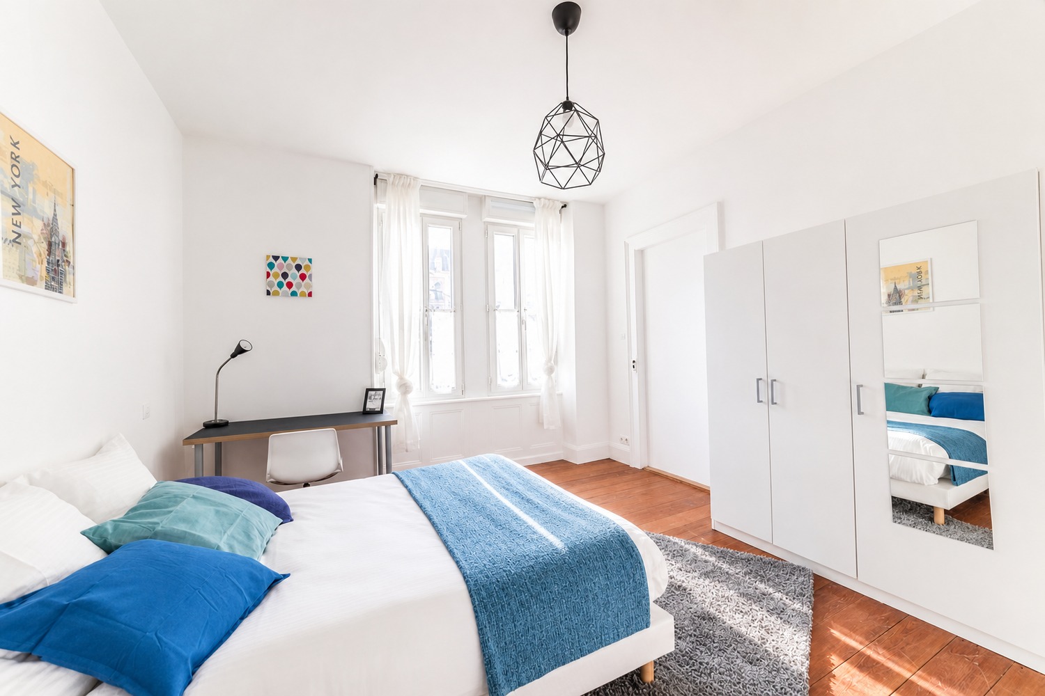 Large and bright bedroom – 20m² – ST38