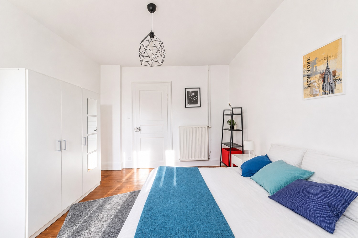 Large and bright bedroom – 20m² – ST38
