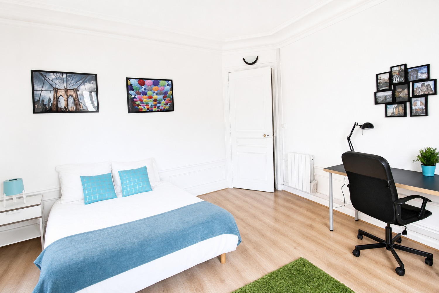 Spacious and luminous room – 16m² – PA18