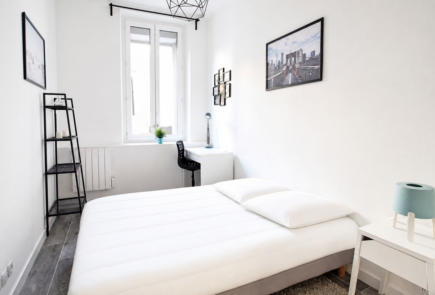 Nice and luminous bedroom – 12m² – MA27