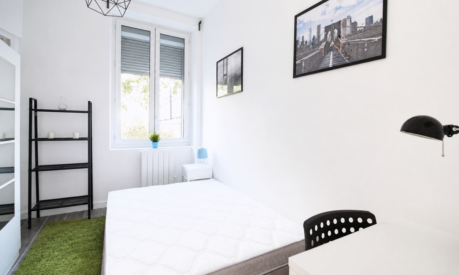 Cosy and luminous room – 12m² – MA28