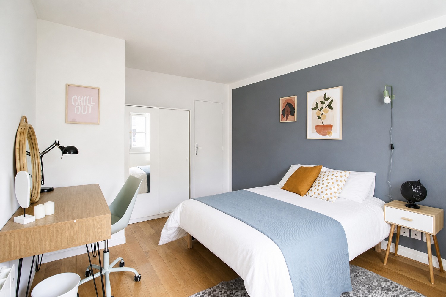 Large and spacious 15m² bedroom -G010