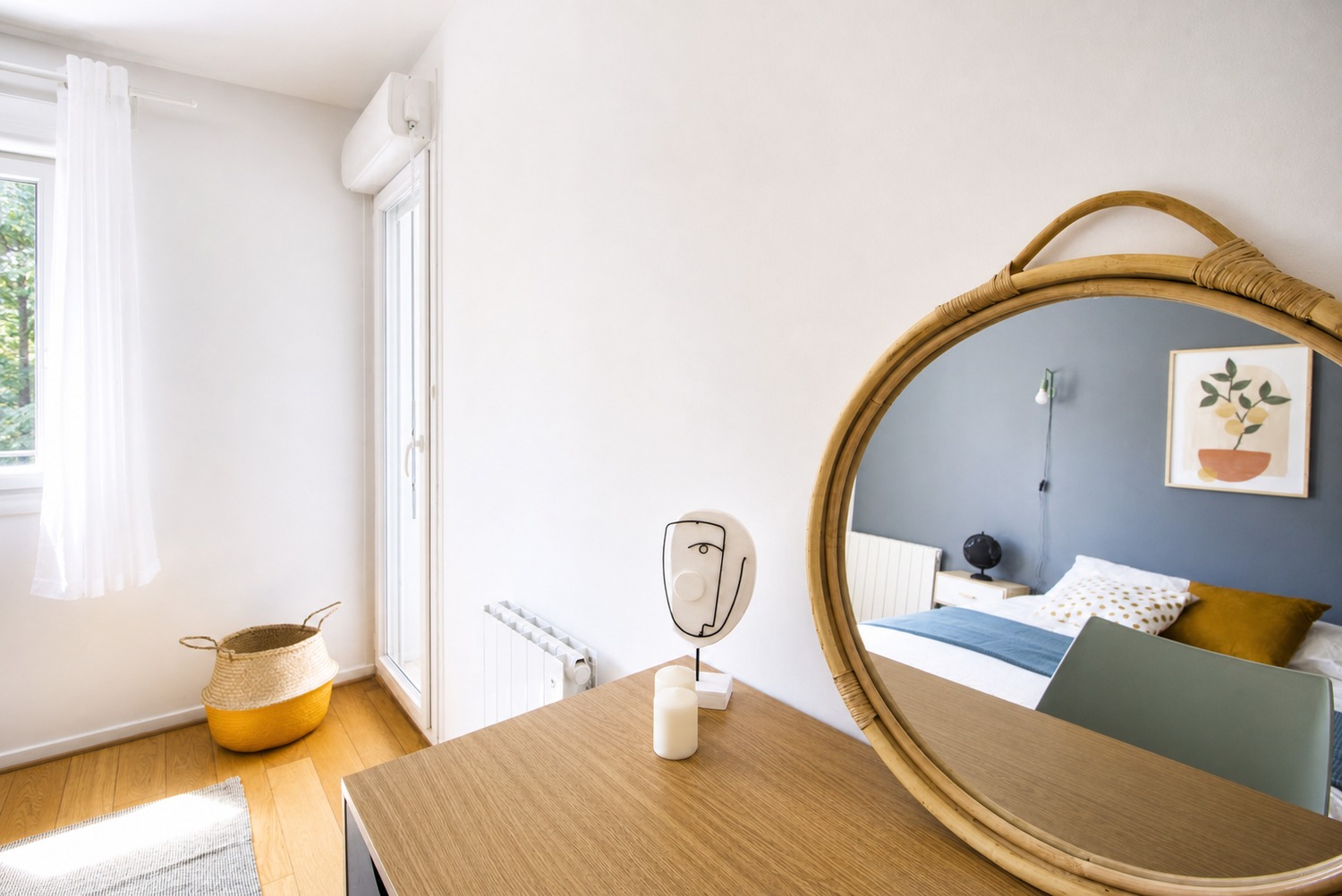 Large and spacious 15m² bedroom -G010