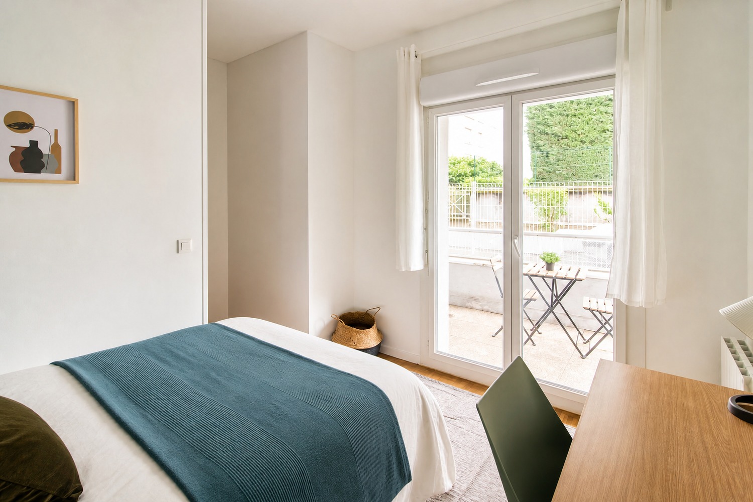 Big and spacious 15m² bedroom in coliving -G002