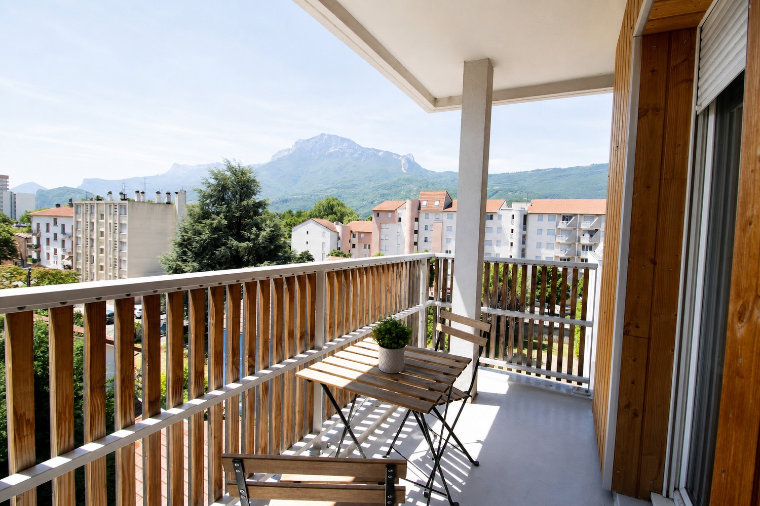 Lovely 13m² bedroom to rent in Grenoble -G015