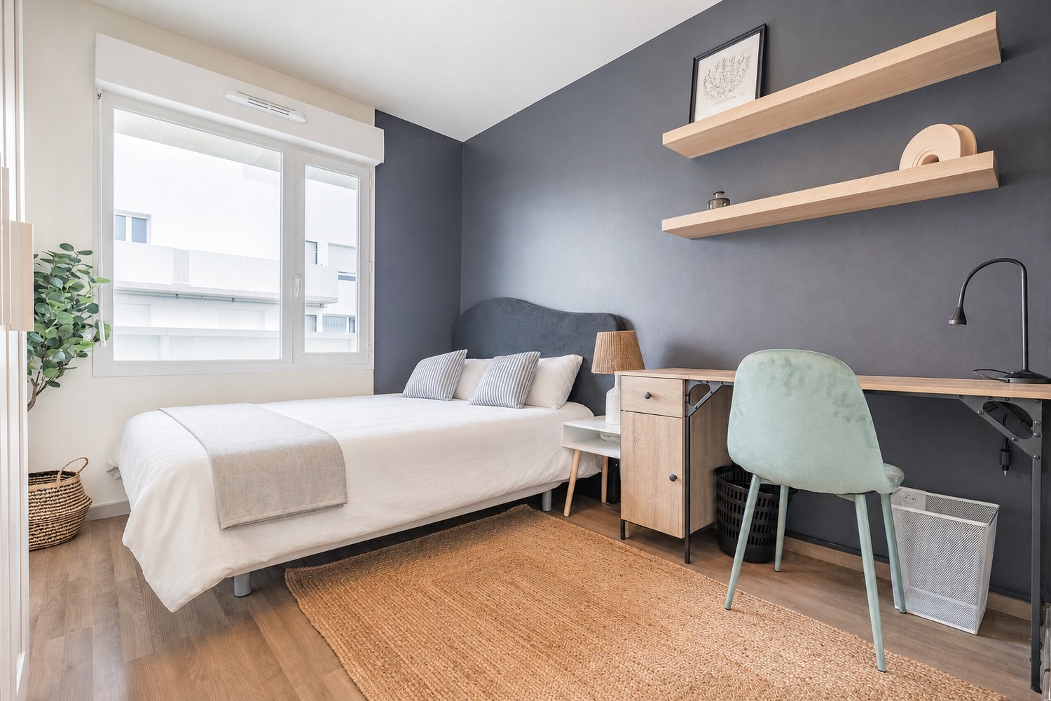 Cozy 12 m² co-living room in Bordeaux – BO37