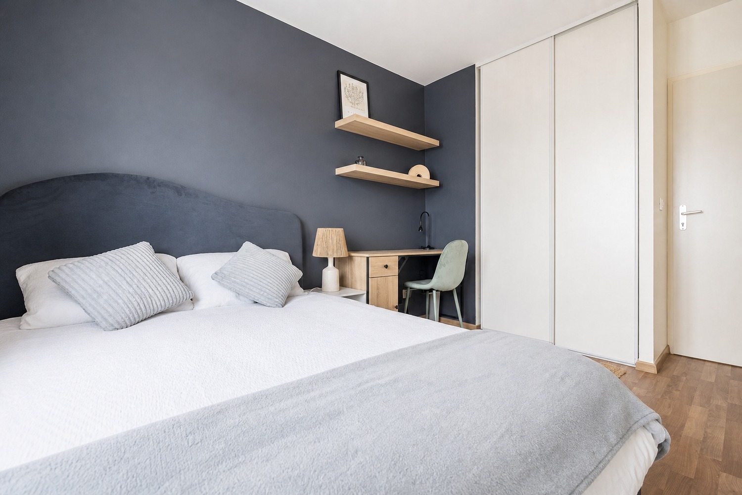 Cozy 12 m² co-living room in Bordeaux – BO37
