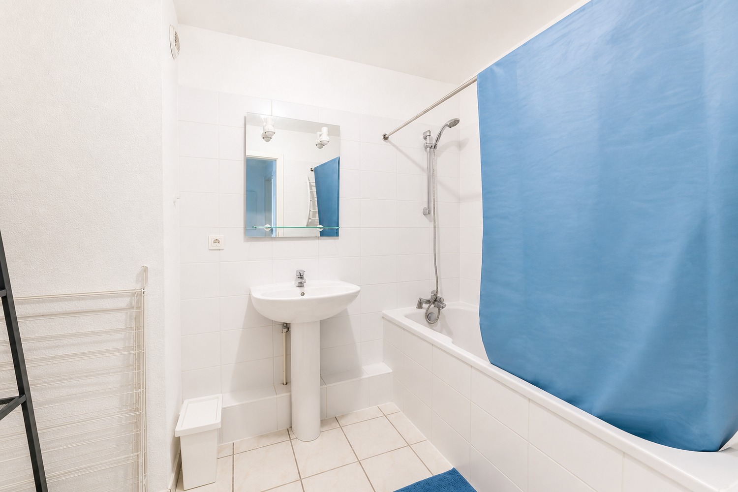 Beautiful luminous room – 16m² – ST62
