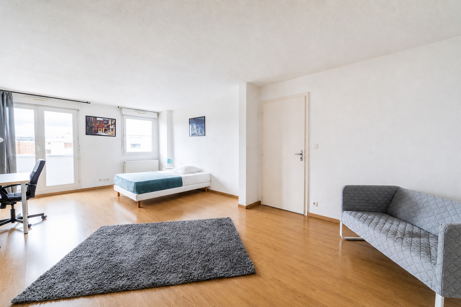 Belle chambre lumineuse – 16m² - ST62