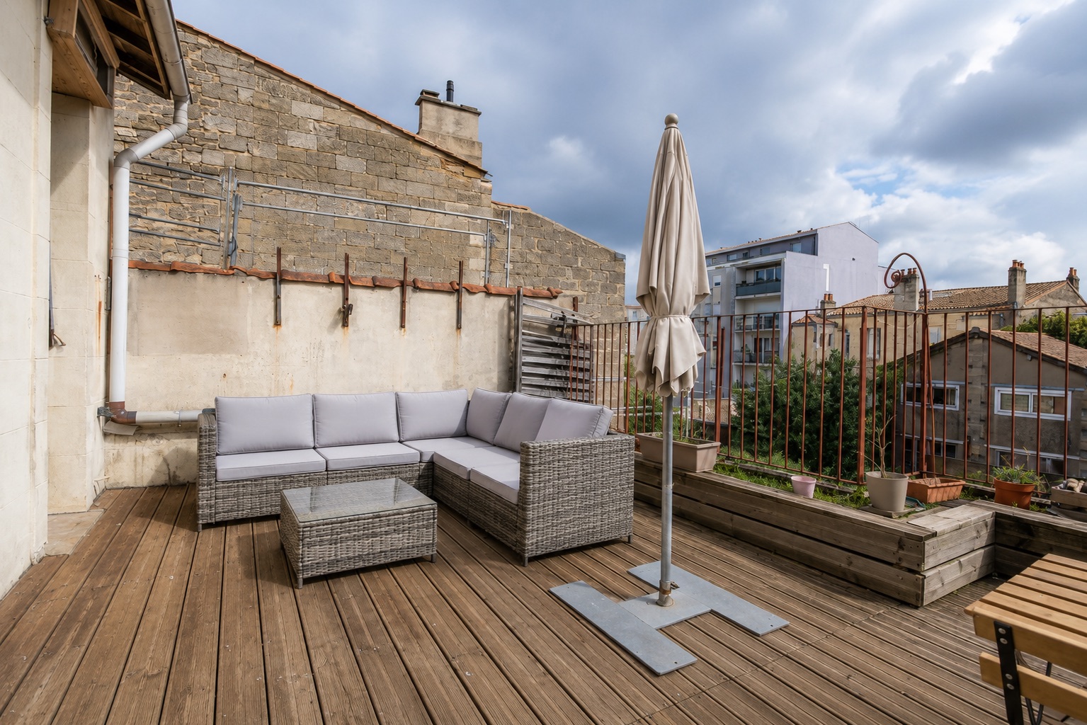 Move into this 13 m² bedroom – BO52