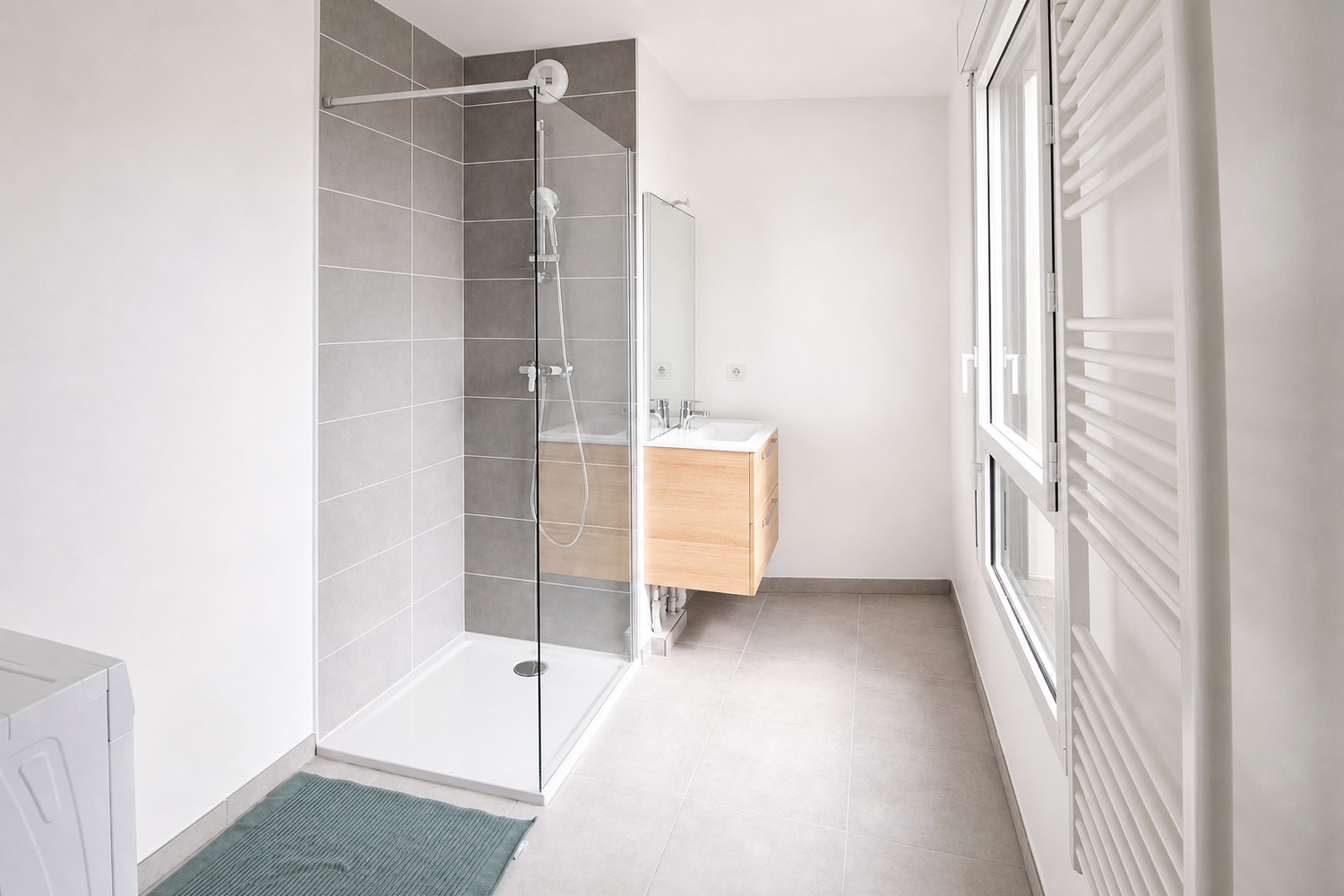 Elegant 10 m² bedroom near Lyon – LYO47