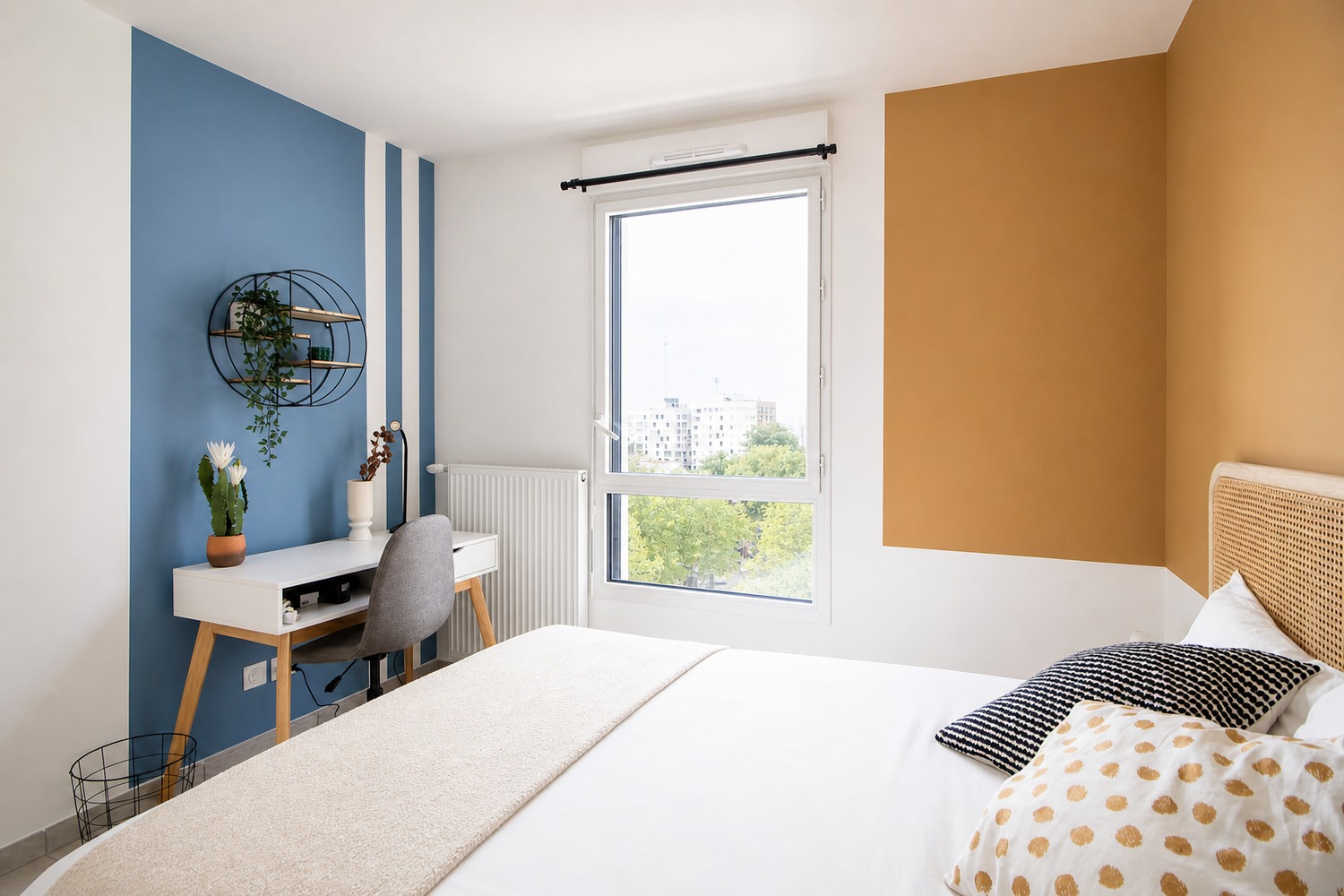 Elegant 10 m² bedroom near Lyon – LYO47
