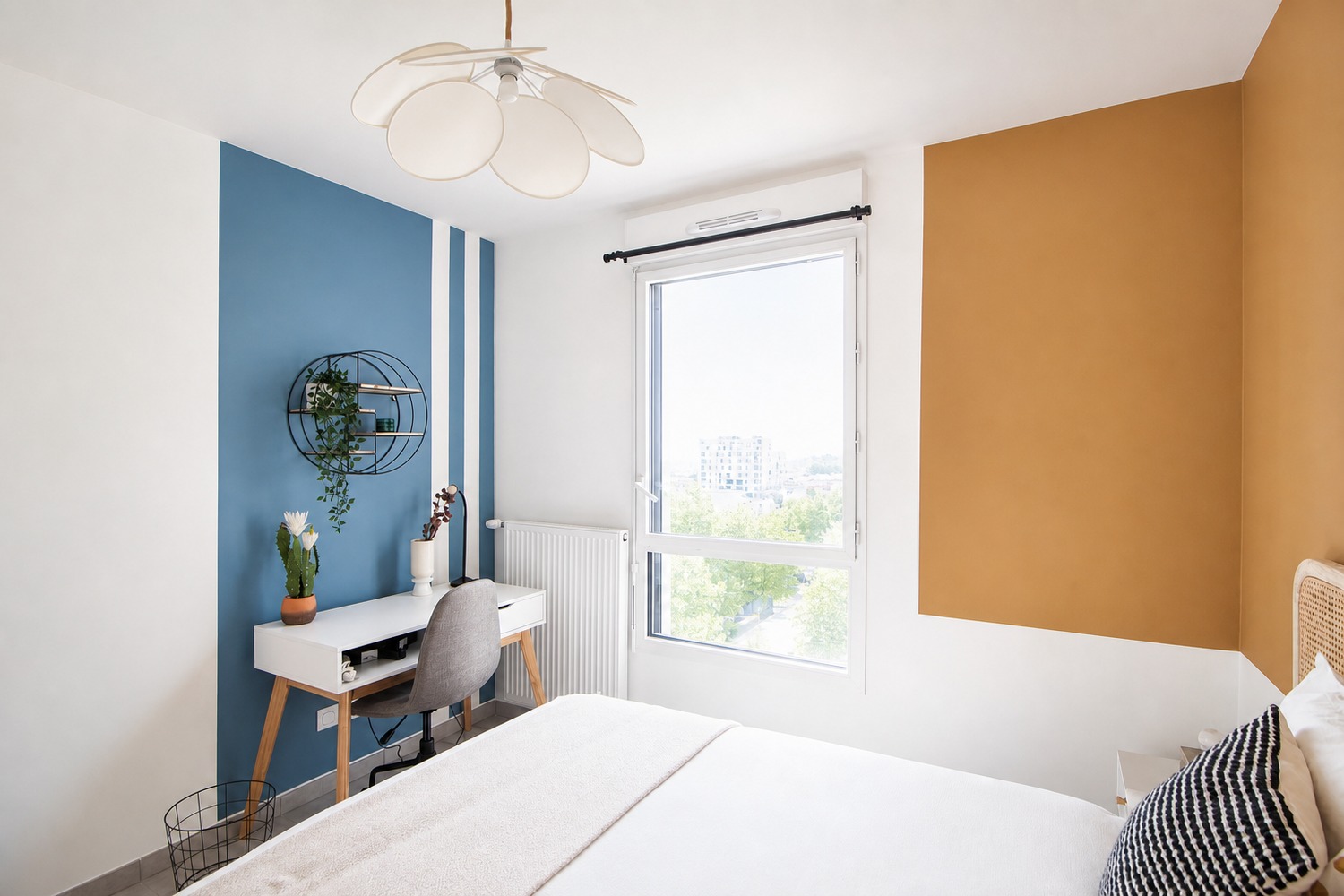 Elegant 10 m² bedroom near Lyon – LYO47